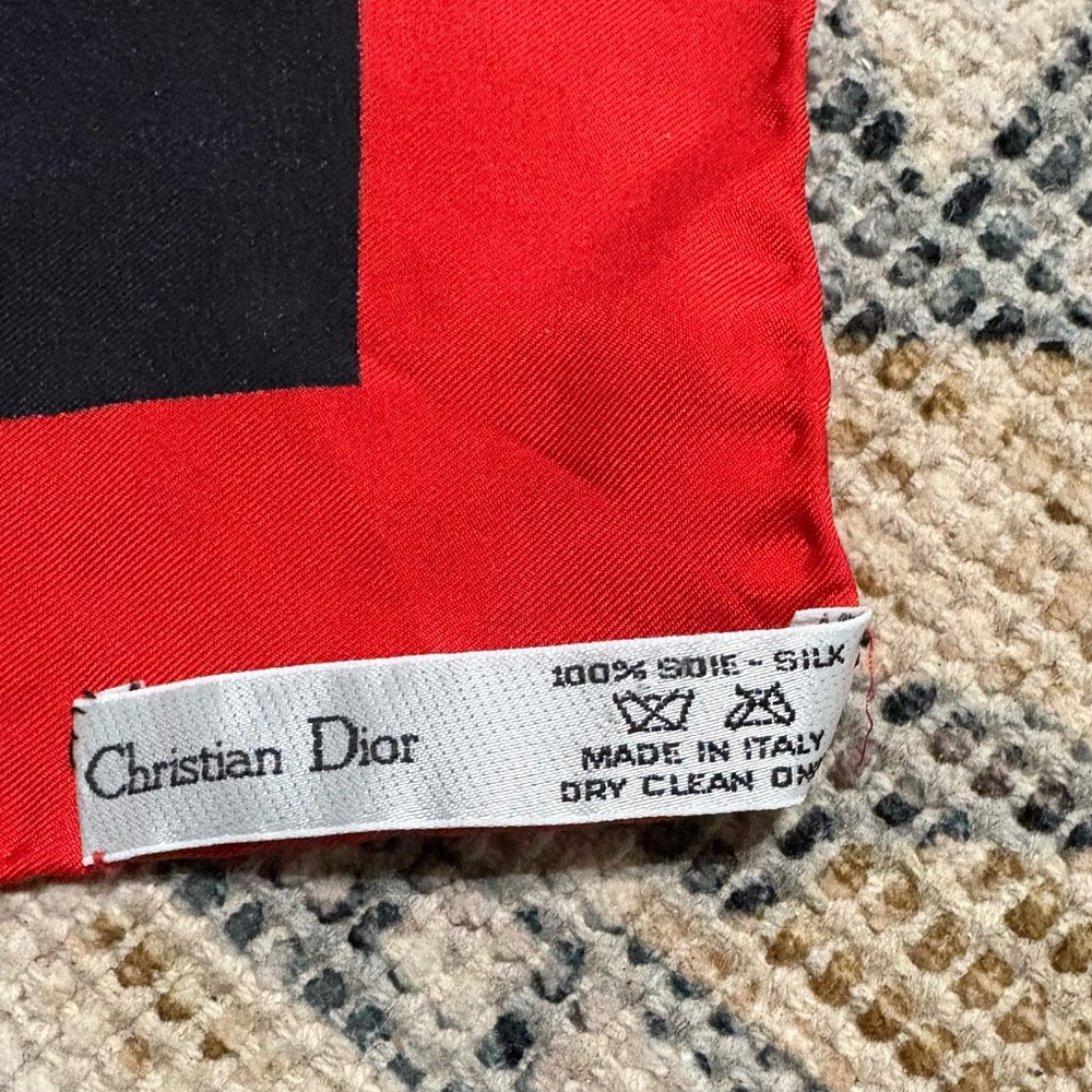 Dior silk neckerchief. - Picture 4 of 6